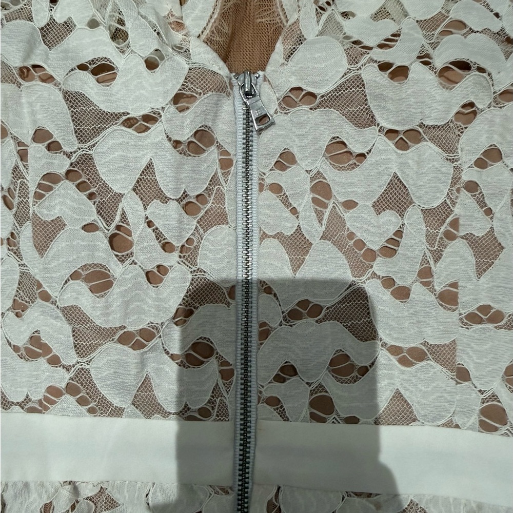 BCBG White Lace Blouse Top, Size S - Picture 8 of 10